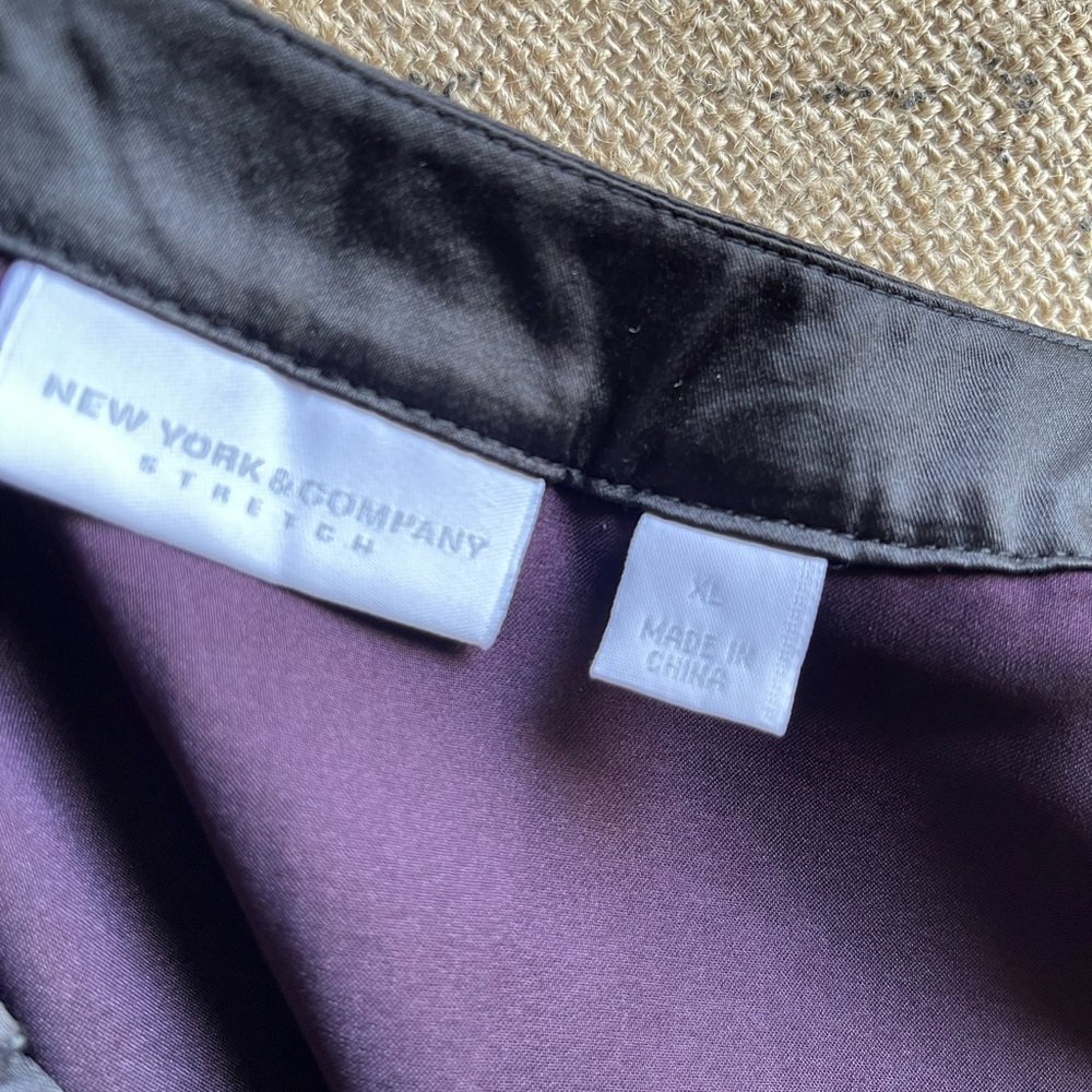 Sleeveless Blouse from New York and Company - Picture 3 of 4